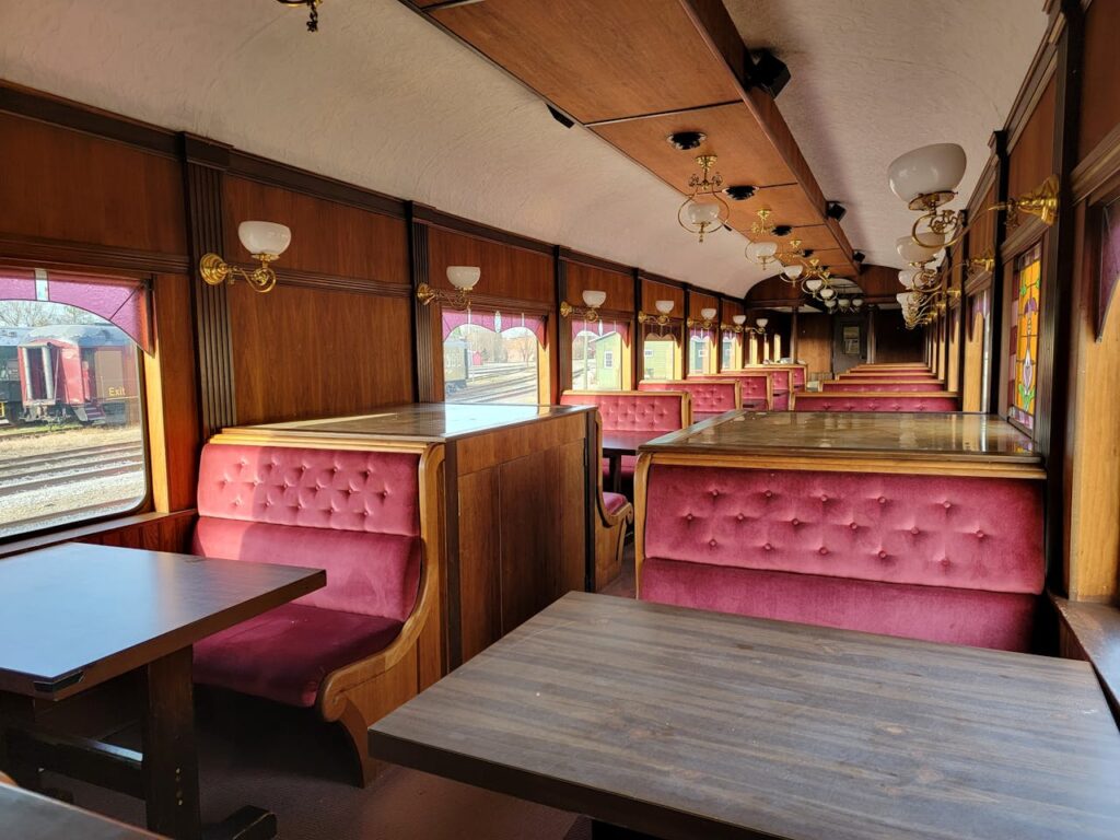 luxury trains in the world